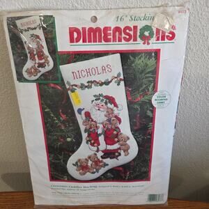 Dimensions Christmas cuddles Counted Cross Stitch Stocking kit 16"